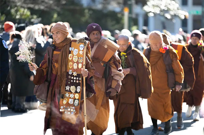 Buddhist monks head to DC to finish a �Walk for Peace� that captivated millions