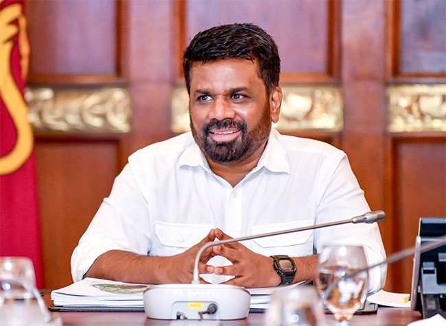 Govt. plans to introduce Lanka Metro Transit bus service � President