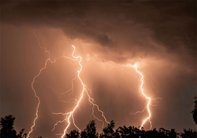 Advisory issued for severe lightning