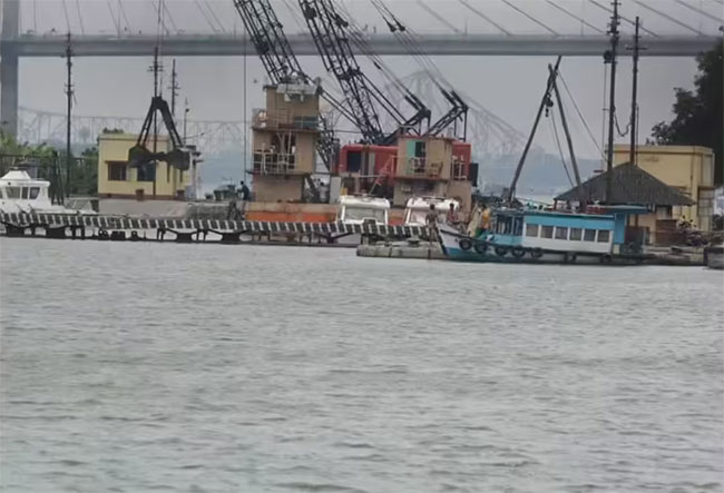 Sri Lankan sailor falls off ship in India, body recovered