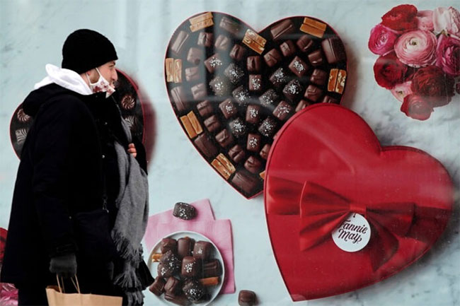 Chocolate prices surge ahead of Valentine�s Day amid global cocoa shortage