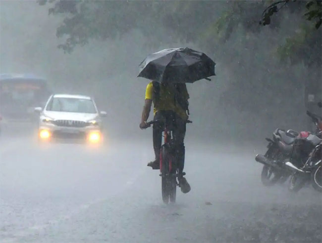 Weather advisory issued for heavy rainfall in several areas
