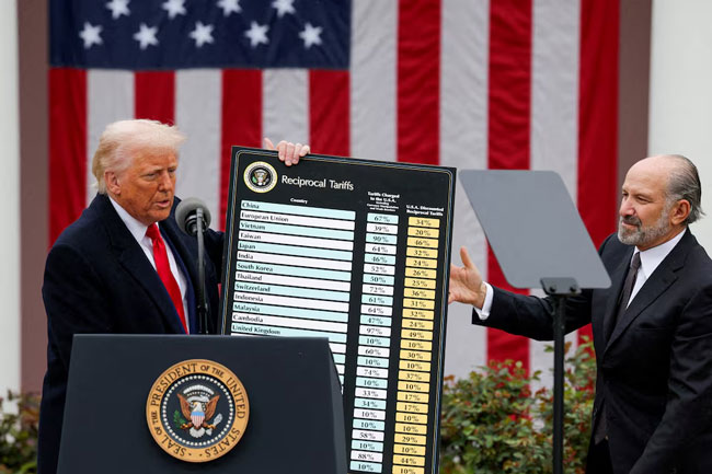 Trump s new tariffs shift focus to balance of payments; economists see no crisis