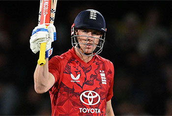T20 World Cup: Harry Brook stars as England beat Pakistan to seal semi-final spot 