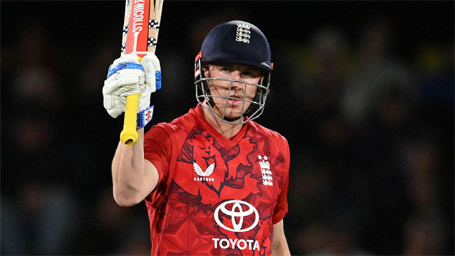 T20 World Cup: Harry Brook stars as England beat Pakistan to seal semi-final spot 