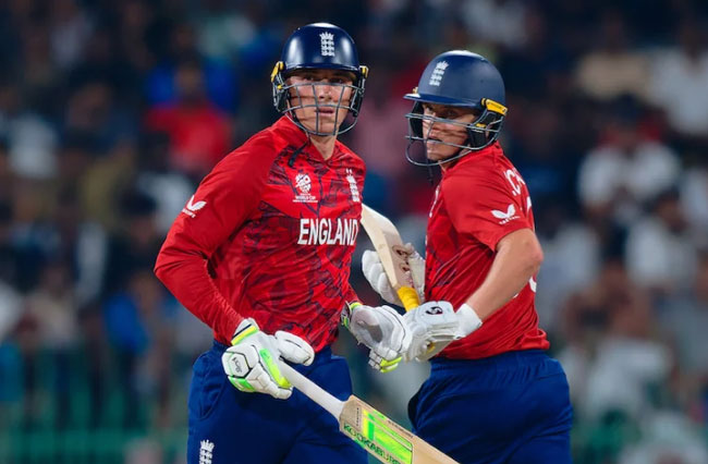   England beat New Zealand to keep Pakistan alive in T20 World Cup