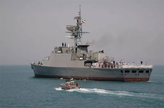 Senior Iranian official says no US warships can enter Persian Gulf