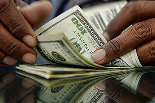 Sri Lanka s foreign reserves surpass USD 7 billion mark