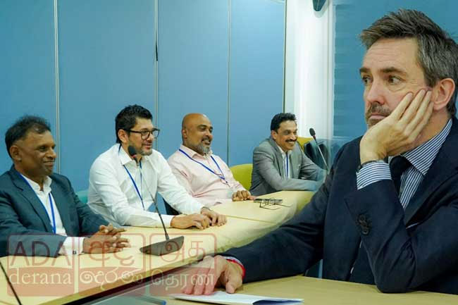 Sri Lanka broadcasters meet UN Resident Coordinator to discuss media trends and laws