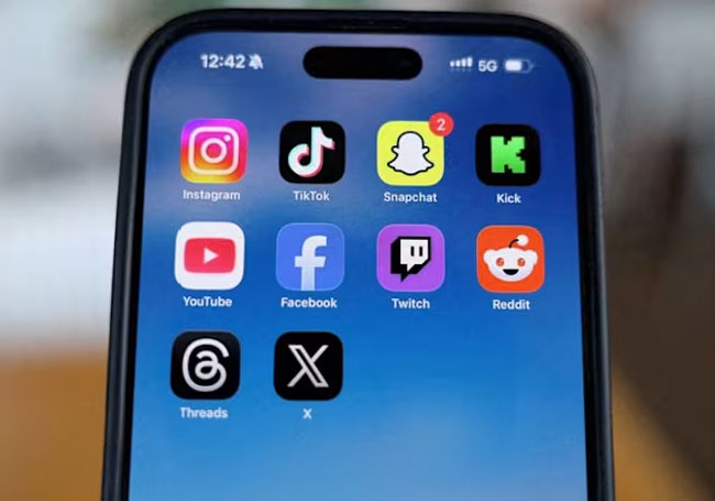 UK watchdogs press Meta, TikTok, Snap and YouTube to block children