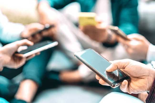 Public urged to be vigilant over online ads during festive period  CERT