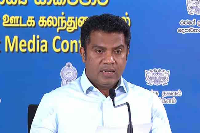 Govt bears Rs. 20 bln monthly fuel subsidy; 37,000 MT diesel shipment to arrive March 25  Minister