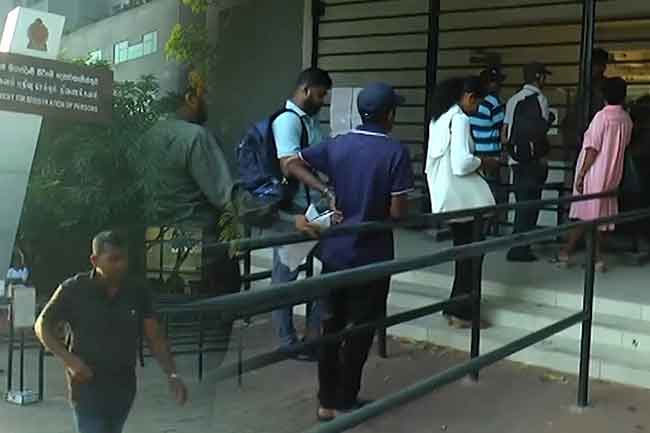 Crowds gather at ID Office despite suspension of services due to system failure