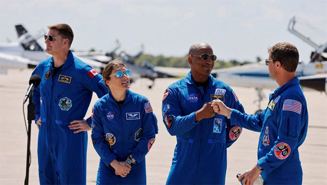 NASA Artemis II astronauts arrive in Florida for first crewed Moon mission in decades