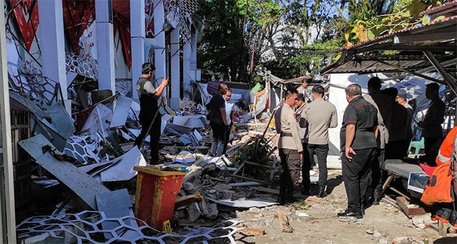 One dead as major earthquake hits eastern Indonesia; tsunami warning lifted after 2 hours