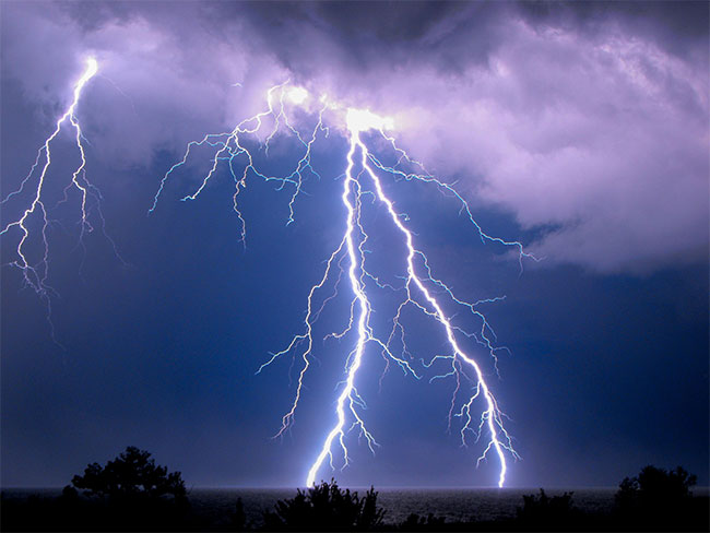 Advisory issued for severe lightning