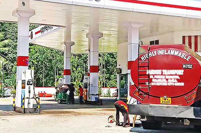 Island-wide fuel station owners to hold silent protest tomorrow
