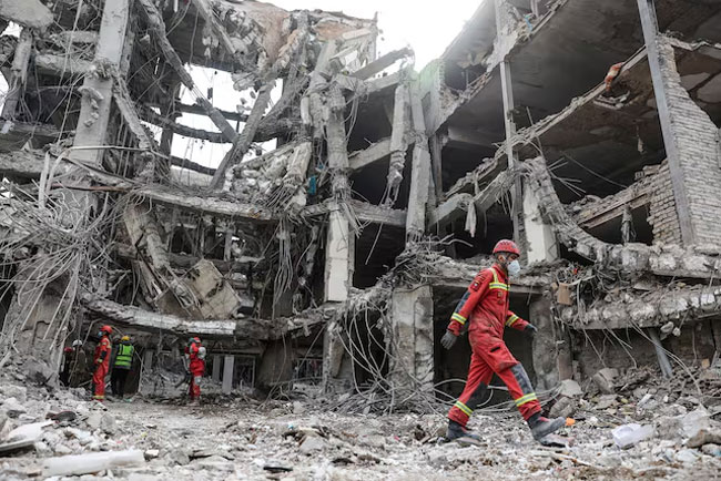 Iran, US receive plan to end hostilities, immediate ceasefire; source says