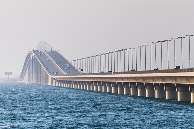 King Fahd Causeway, linking Saudi Arabia to Bahrain reopens after attack threats