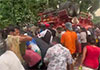 Fuel bowser overturns on Badulla�Colombo road 