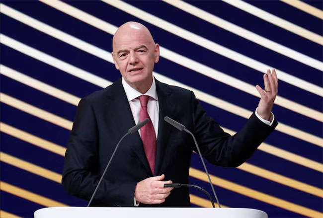  South America�s CONMEBOL backs FIFA President Infantino for fourth term