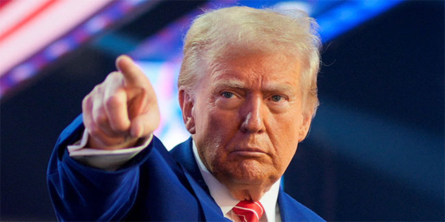 Donald Trump threatens to sink Iranian ships that come near blockade