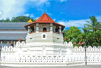 State ceremony for anointing oil for Avurudu to be held in Kandy 