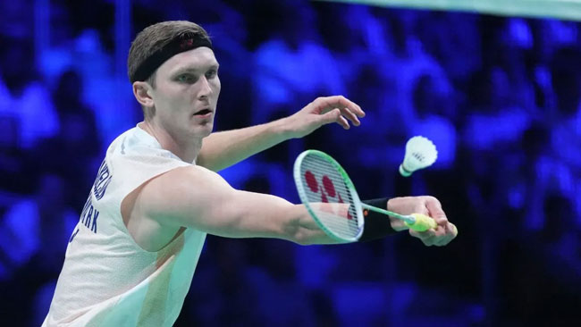 Double Olympic badminton champion Axelsen announces retirement