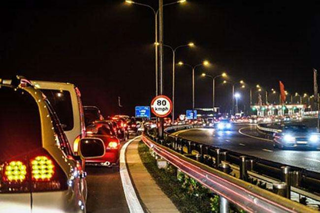 Expressway revenue during festive period exceeds Rs. 441 million