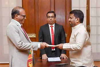 Anura Karunathilaka sworn in as new Energy Minister 