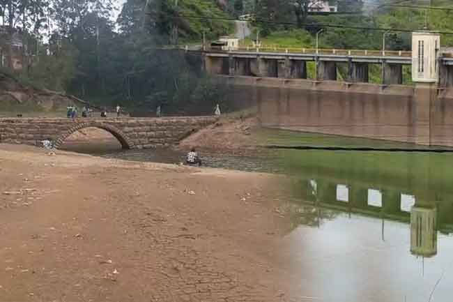 Severe dry conditions drive rapid drop in Castlereagh and Maussakelle reservoir water levels