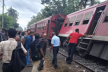 �Sagarika� train derails�