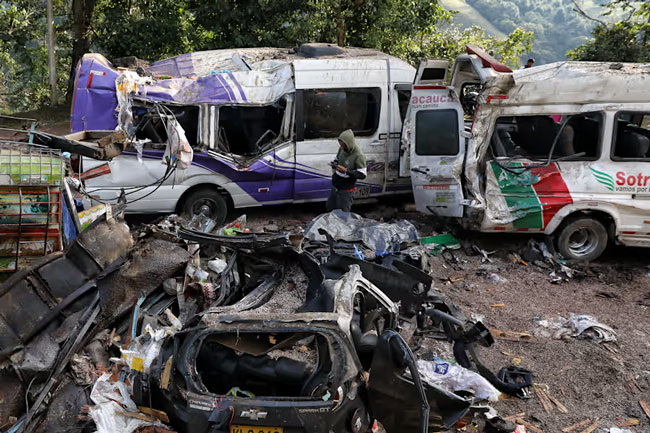 Death toll in Colombia highway bus bomb attack rises to 20