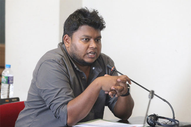 Wasantha Mudalige alleges govt plan to hand over biometric data to Indian company