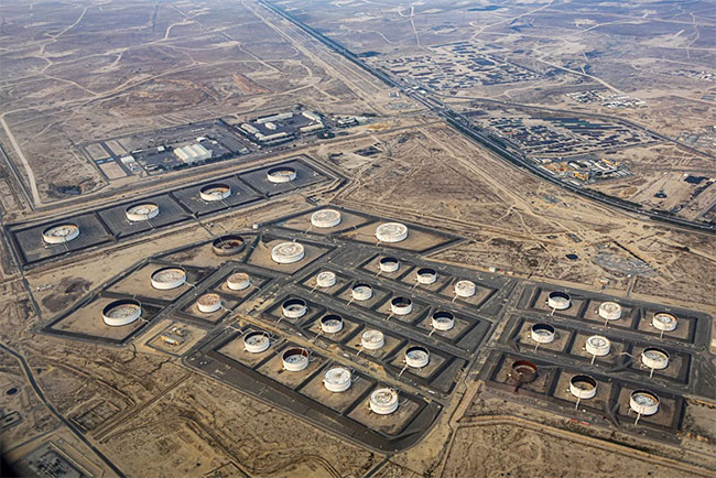 Kuwaiti crude oil exports fell to zero in April, with Hormuz effectively shut