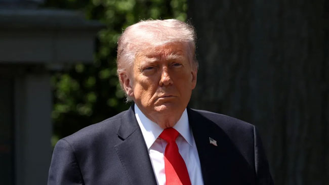 Trump warns Iran forces will be �blown off the face of the Earth� if they target US ships