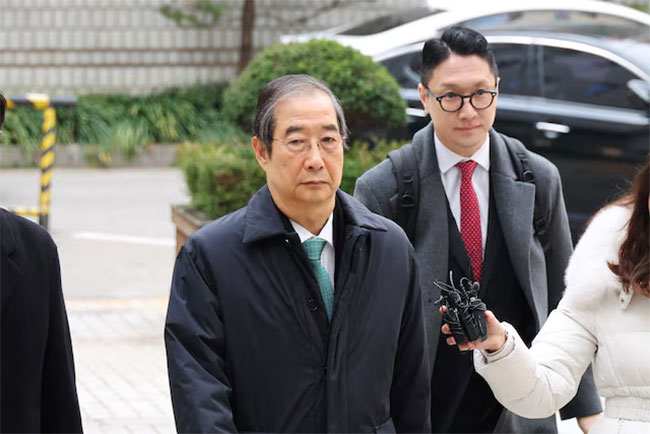 South Korea appeals court cuts jail term for ex-PM Han to 15 years in martial law case