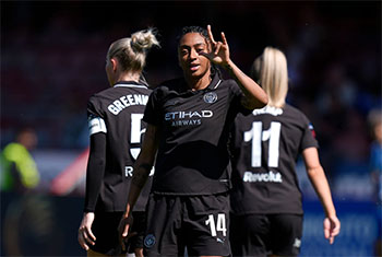 Manchester City win first Women�s Super League title in 10 years
