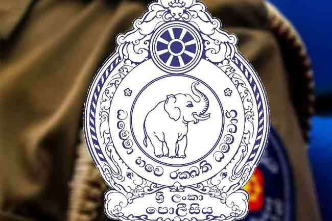 Police officers apologize to petitioning lawyers over disruption of 2022 Galle Fort protest 