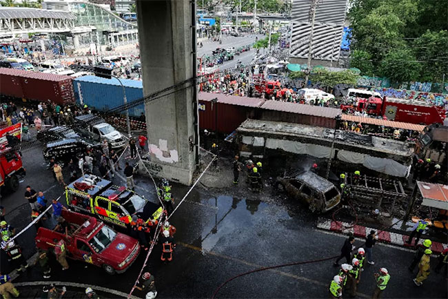At least eight dead, 25 injured in train collision that sparks bus fire in Thailand