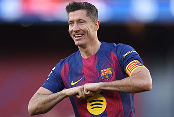 Robert Lewandowski announces Barcelona exit