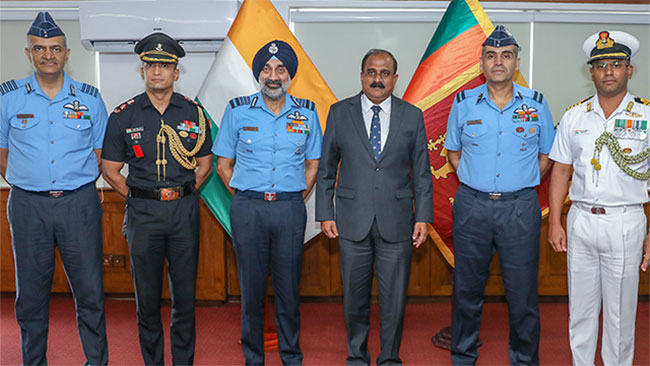 Indian Chief of Air Staff Calls on Deputy Minister of Defence