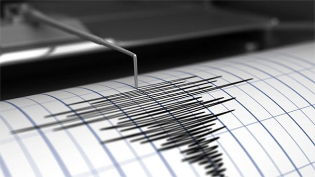 5.9-magnitude earthquake hits southwestern Japan