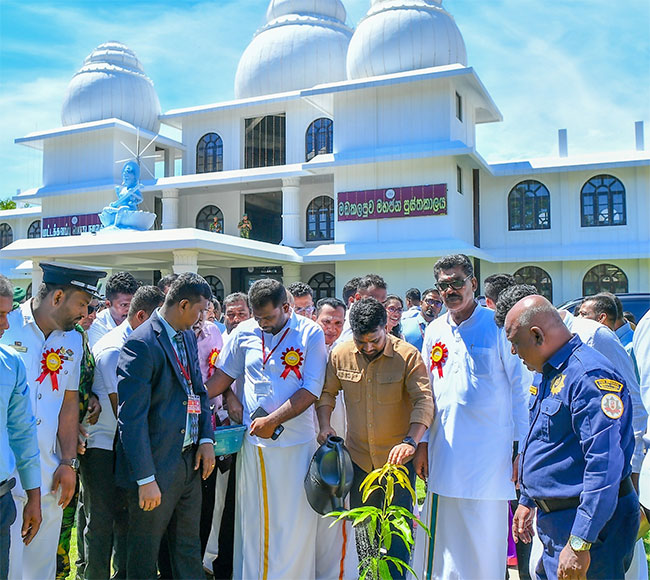 New Batticaloa Public Library vested in the public 