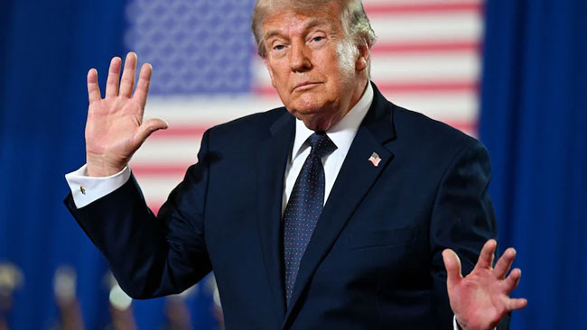 �Don�t call me dumb. Call me a brilliant tyrant dictator�: Trump  
