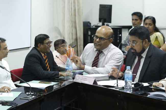 Select Committee to seek public opinions and feedback on election law review process