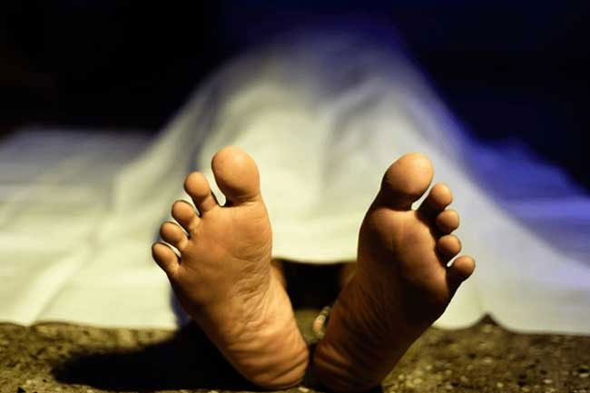 Man dies after earth mound collapses in Maskeliya