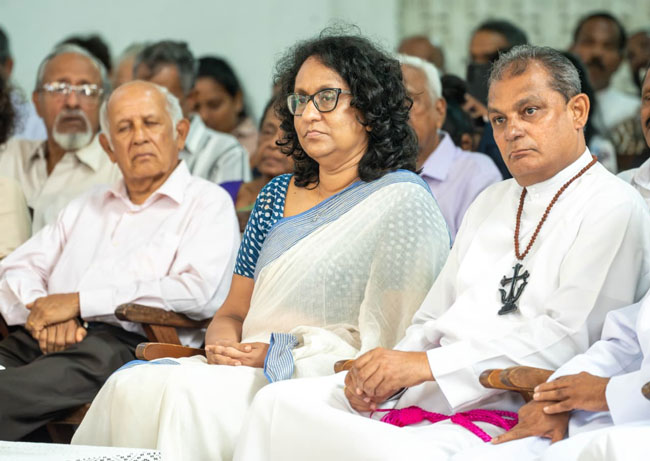 PM calls for transformative education reforms to tackle inequality and AI challenges